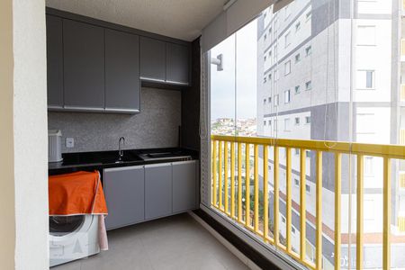 Sacada de apartamento à venda com 2 quartos, 56m² em Vila Osasco, Osasco