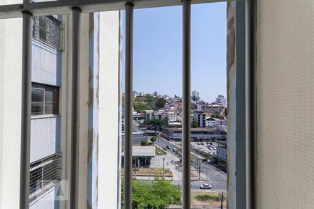 Vista da sala  de apartamento à venda com 2 quartos, 60m² em Ipiranga, Belo Horizonte