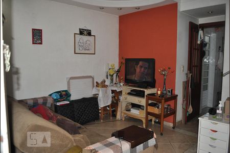Sala de casa de condomínio à venda com 2 quartos, 60m² em Vila Guarani (zona Sul), São Paulo