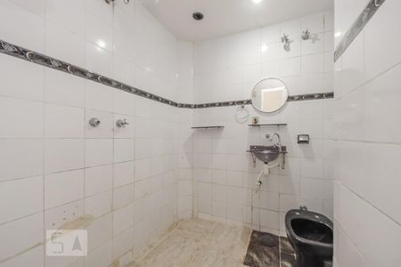 Banheiro de kitnet/studio à venda com 1 quarto, 35m² em Santa Ifigênia, São Paulo