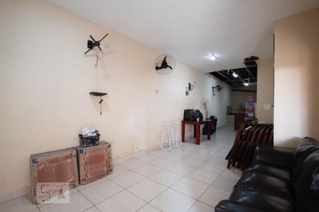 Apartamento à venda com 70m², 2 quartos e 1 vaga Apartamento à venda com 70m², 2 quartos e 1 vagaÁrea Comum - Salão de festas (reforma)