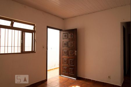 Sala de casa para alugar com 2 quartos, 200m² em Vila Prudente, São Paulo