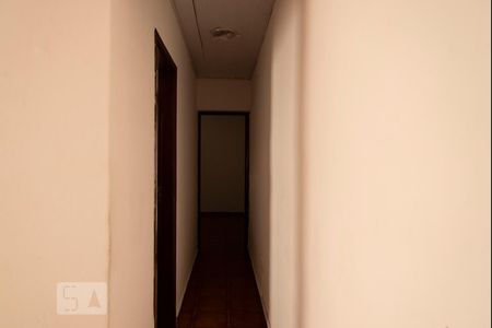 Corredor de casa para alugar com 2 quartos, 200m² em Vila Prudente, São Paulo