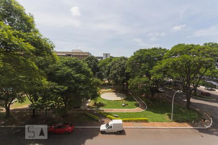 Vista da Sala de apartamento para alugar com 3 quartos, 110m² em Asa Sul, Brasília
