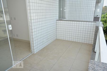 Sacada da sala  de apartamento para alugar com 1 quarto, 49m² em Zumbi, Rio de Janeiro