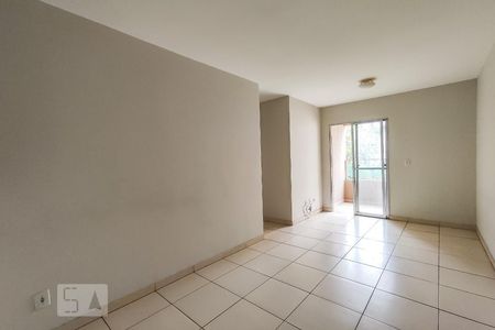 Sala de apartamento para alugar com 3 quartos, 69m² em Paraíso do Morumbi, São Paulo