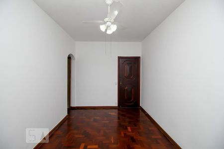 Sala de apartamento para alugar com 2 quartos, 62m² em Botafogo, Rio de Janeiro