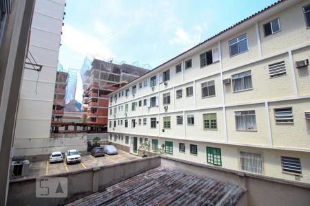 Vista do Quarto 1 de apartamento para alugar com 2 quartos, 62m² em Botafogo, Rio de Janeiro