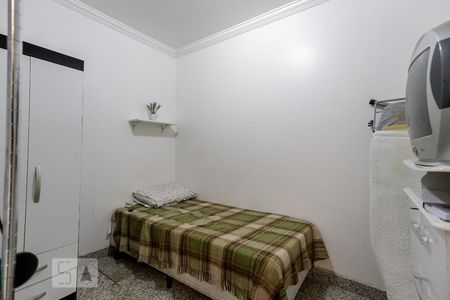 Casa de condomínio à venda com 790m², 4 quartos e 6 vagas Casa de condomínio à venda com 790m², 4 quartos e 6 vagasQuarto de Serviço