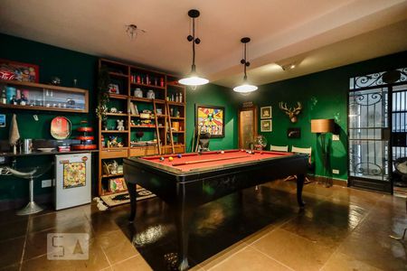 Casa de condomínio à venda com 790m², 4 quartos e 6 vagas Casa de condomínio à venda com 790m², 4 quartos e 6 vagasSalão de Jogos