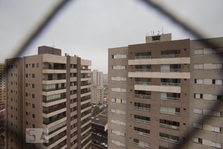 Vista da varanda (esquerda) de apartamento para alugar com 3 quartos, 88m² em Jardim Paulista, Ribeirão Preto