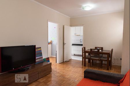 Sala de apartamento para alugar com 2 quartos, 72m² em Aclimação, São Paulo