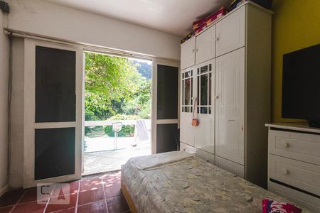 Quarto 2 de casa à venda com 5 quartos, 500m² em Itanhangá, Rio de Janeiro