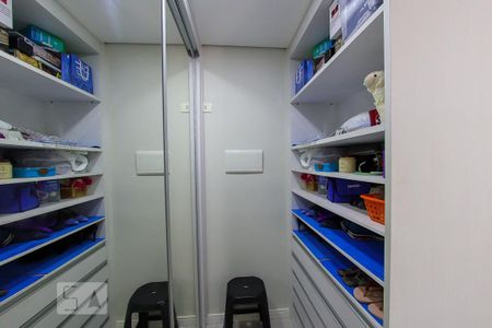 Closet de apartamento à venda com 1 quarto, 36m² em Vila Augusta, Guarulhos