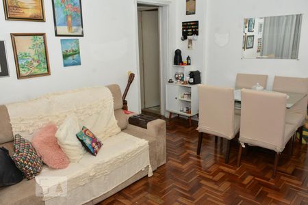 Apartamento à venda com 60m², 2 quartos e 1 vagaSala