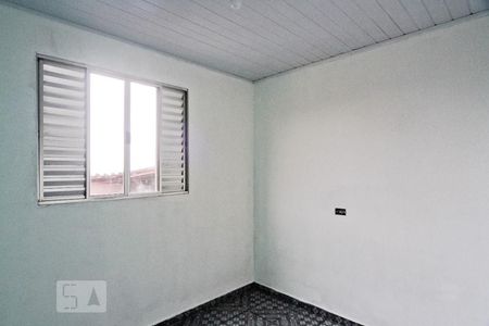 Quarto 2 de casa para alugar com 2 quartos, 60m² em Piqueri, São Paulo