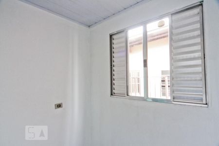 Quarto 1 de casa para alugar com 2 quartos, 60m² em Piqueri, São Paulo