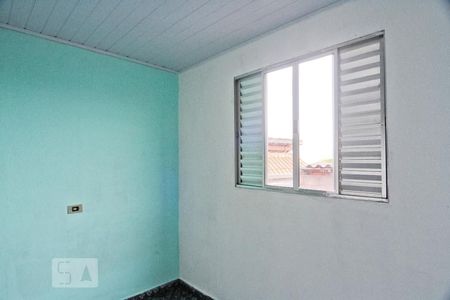 Quarto 2 de casa para alugar com 2 quartos, 60m² em Piqueri, São Paulo