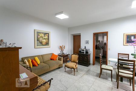 Sala de apartamento para alugar com 3 quartos, 100m² em Funcionários, Belo Horizonte
