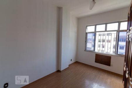 Quarto 1 de apartamento para alugar com 2 quartos, 70m² em Tijuca, Rio de Janeiro