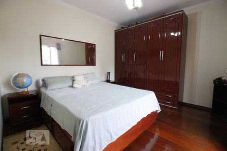 Quarto 1 de casa para alugar com 3 quartos, 318m² em Parque Cruzeiro do Sul, São Paulo