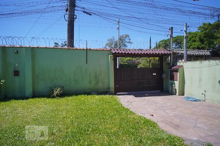Sala - Vista de casa à venda com 3 quartos, 200m² em Mato Grande, Canoas