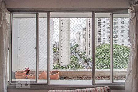 Janela da Sala de Estar de apartamento à venda com 2 quartos, 75m² em Brooklin Paulista, São Paulo