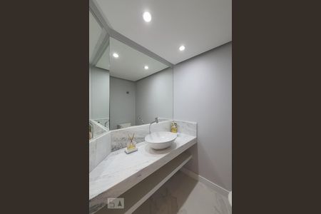 Lavabo de apartamento à venda com 4 quartos, 302m² em Jardim da Saúde, São Paulo