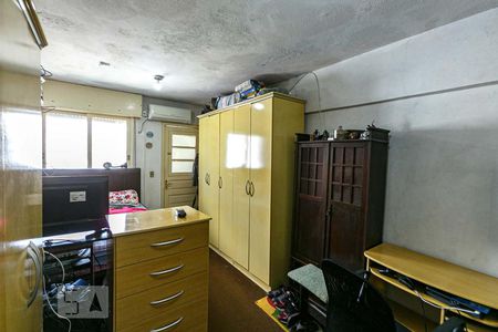 Sala/Quarto de kitnet/studio à venda com 1 quarto, 32m² em Centro Histórico, Porto Alegre