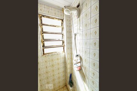 Banheiro de kitnet/studio para alugar com 1 quarto, 32m² em Centro Histórico, Porto Alegre