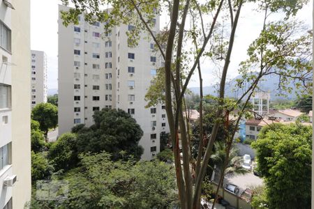 Vista da Rua de apartamento para alugar com 1 quarto, 37m² em Anil, Rio de Janeiro