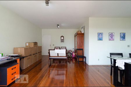 Sala de apartamento à venda com 3 quartos, 144m² em São José, Belo Horizonte