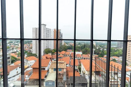 Sala - vista de casa à venda com 3 quartos, 279m² em Alto de Pinheiros, São Paulo