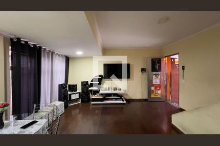 Casa 1 - Sala de casa para alugar com 3 quartos, 100m² em Cidade Antônio Estevão de Carvalho, São Paulo