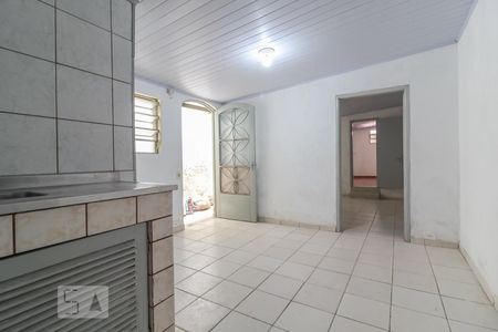 Cozinha de casa para alugar com 1 quarto, 40m² em Vila Jacuí, São Paulo