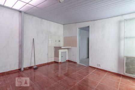 Quarto de casa para alugar com 1 quarto, 40m² em Vila Jacuí, São Paulo