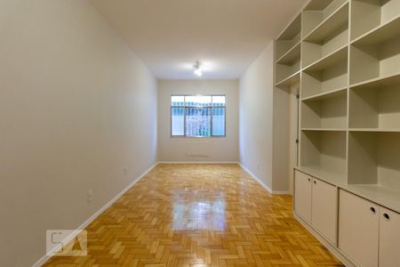 Sala de apartamento para alugar com 2 quartos, 76m² em Botafogo, Rio de Janeiro