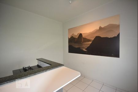 Sala de apartamento para alugar com 1 quarto, 40m² em Glória, Rio de Janeiro