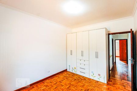 Quarto 1 de casa para alugar com 3 quartos, 110m² em Jardim Aeroporto, São Paulo