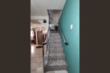 Escada de casa à venda com 3 quartos, 180m² em Harmonia, Canoas