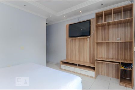 Suíte 1 de casa para alugar com 3 quartos, 450m² em Jardim Rosa de Franca, Guarulhos