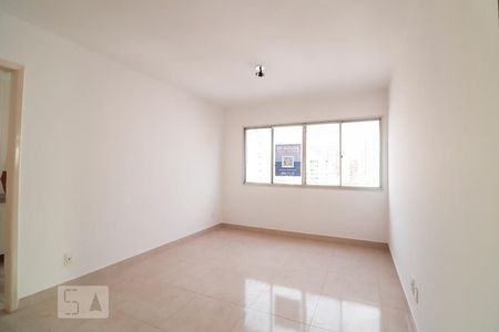 Sala de apartamento para alugar com 2 quartos, 66m² em Setor Bela Vista, Goiânia