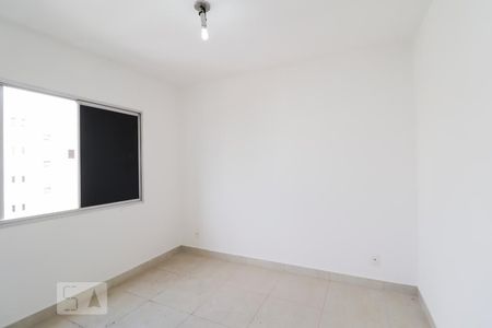 Quarto 2 de apartamento para alugar com 2 quartos, 66m² em Setor Bela Vista, Goiânia