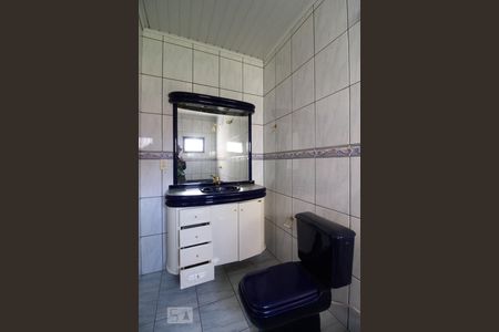 Banheiro da Suíte 1 de casa à venda com 3 quartos, 162m² em Jardim Munhoz, Guarulhos