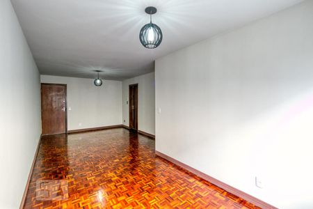 Sala de apartamento para alugar com 2 quartos, 67m² em Água Verde, Curitiba