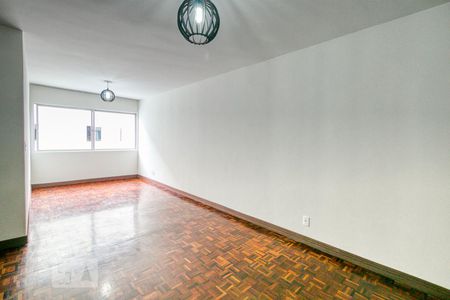 Sala de apartamento para alugar com 2 quartos, 67m² em Água Verde, Curitiba