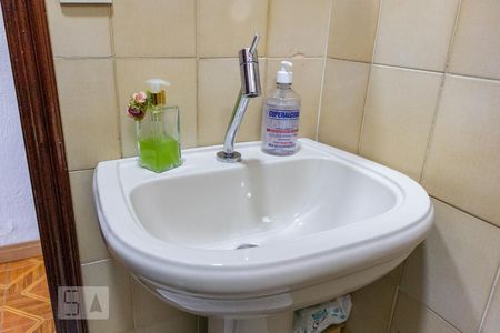 Lavabo de casa para alugar com 4 quartos, 300m² em Vila Maria Alta, São Paulo