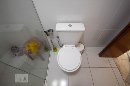 Casa à venda com 250m², 2 quartos e 3 vagas Casa à venda com 250m², 2 quartos e 3 vagasBanheiro