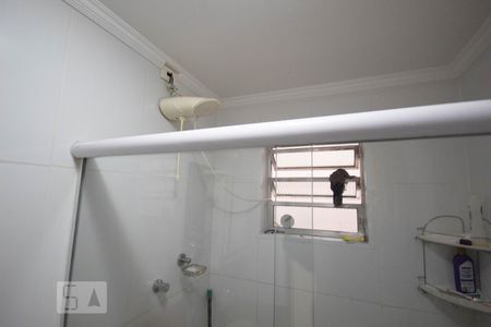 Casa à venda com 250m², 2 quartos e 3 vagas Casa à venda com 250m², 2 quartos e 3 vagasBanheiro