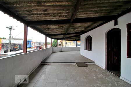 Sacada de casa à venda com 3 quartos, 150m² em Vila Eldizia, Santo André